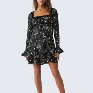 Free People tess Floral Long Sleeve mini  Dress size S